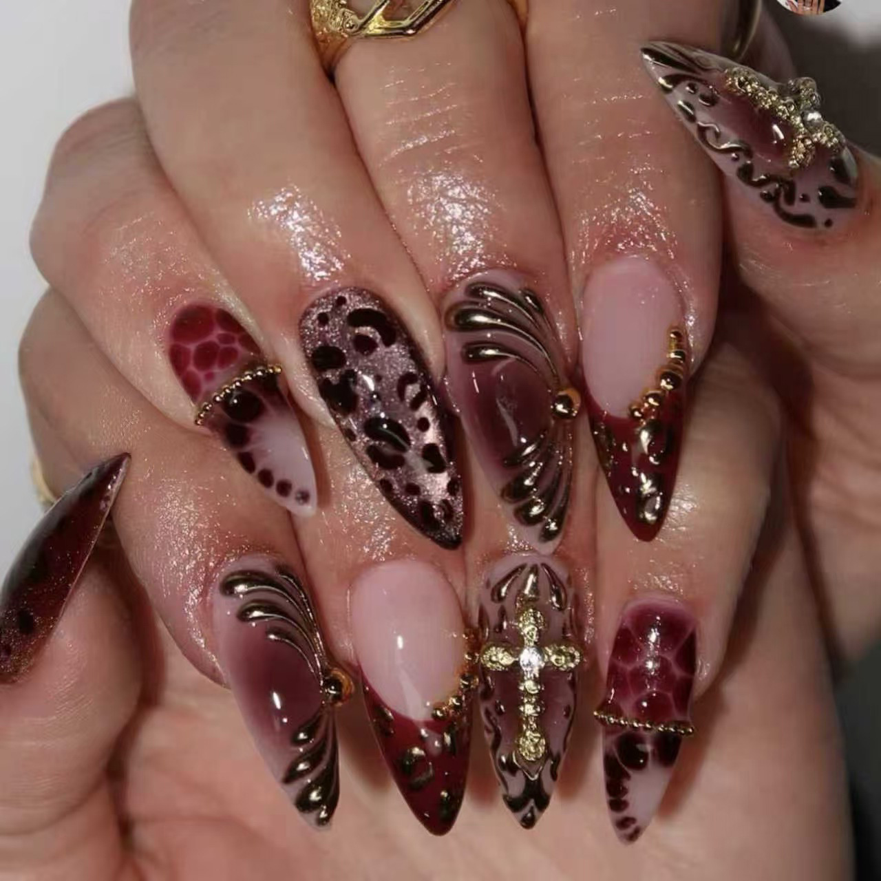 Medium nepnagels voor vrouwen, - Press On Nail Set recensie en prijs