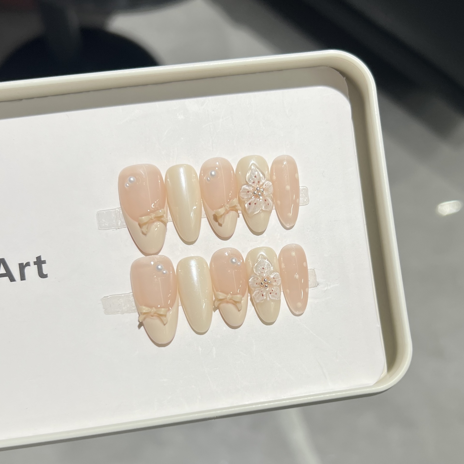 10 stuks melkachtige nude hand - Nail Art Flower recensie en prijs